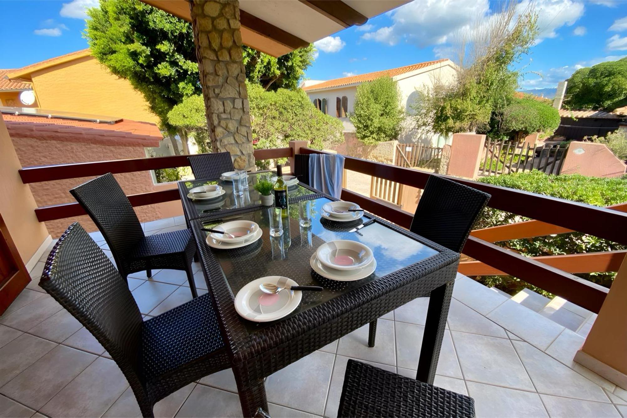 Villa Luigi Putzu Idu Bagian luar foto